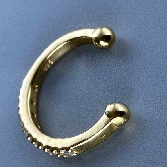 14K Gold Vermeil Ear Cuff - Picture 3 of 7